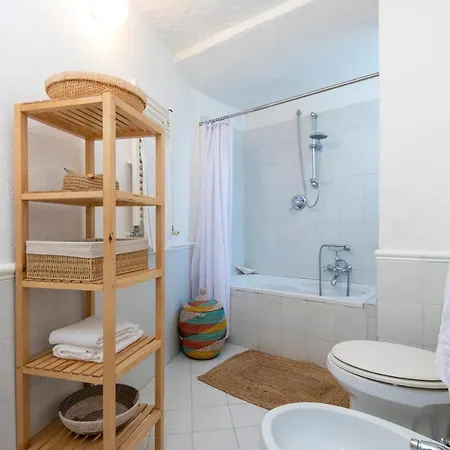 Acqua Marina, * Ischia